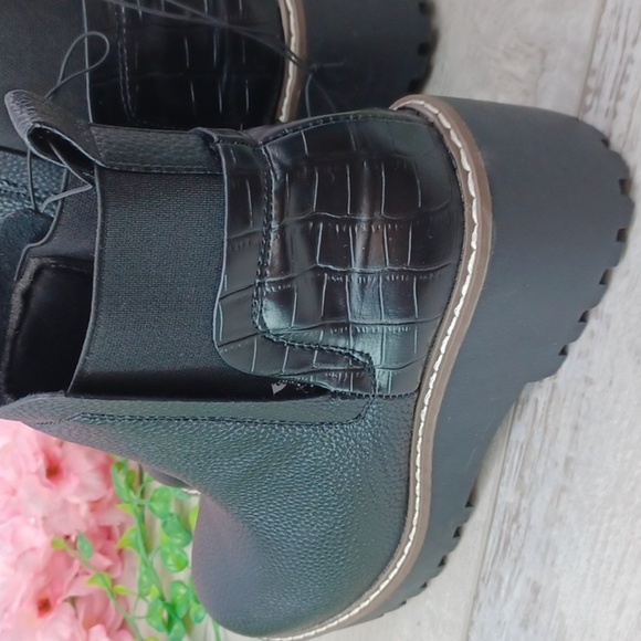 Rampage Sacha Wedge Boot NWT - Picture 6 of 9